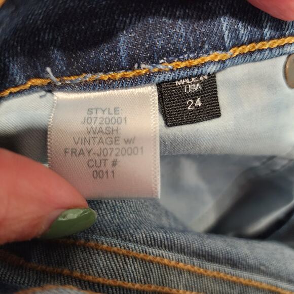 Veronica Beard Kate 10" Skinny Jeans in Vintage Fray Wash 24 - Picture 8 of 8